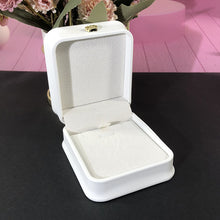 Load image into Gallery viewer, Waist Tight Crown Jewelry Box White